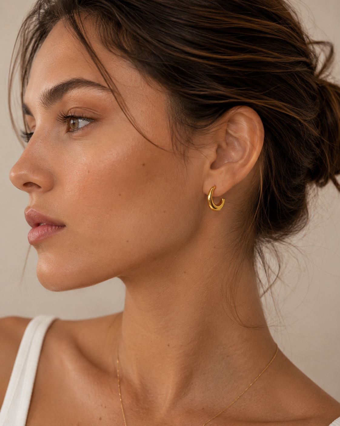 Luna Gold Oval Hoop Earrings
