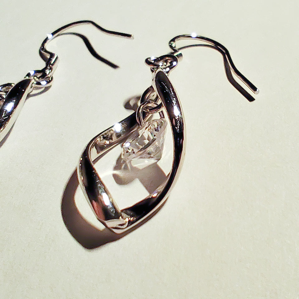 Elegant Twist Drop Earrings with Dangling Crystal